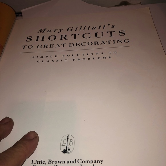 Shortcuts to Great Decorating Simple Solutions to Classic Problems. - Picture 5 of 11